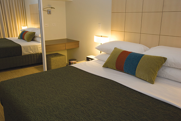 Broadwater Mariner Resort, Geraldton - King Bedroom